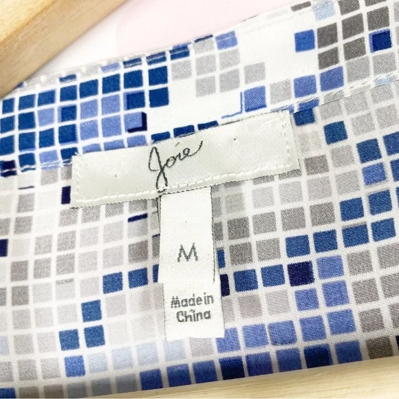Joie Blue Gray Geometric Square Pixel Print V Neck Blouse M - Picture 9 of 10